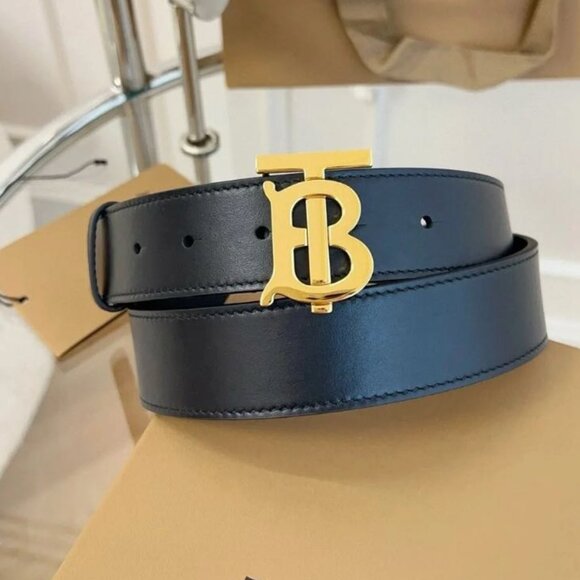 NWT Burberry TB golden buckle black leather belt